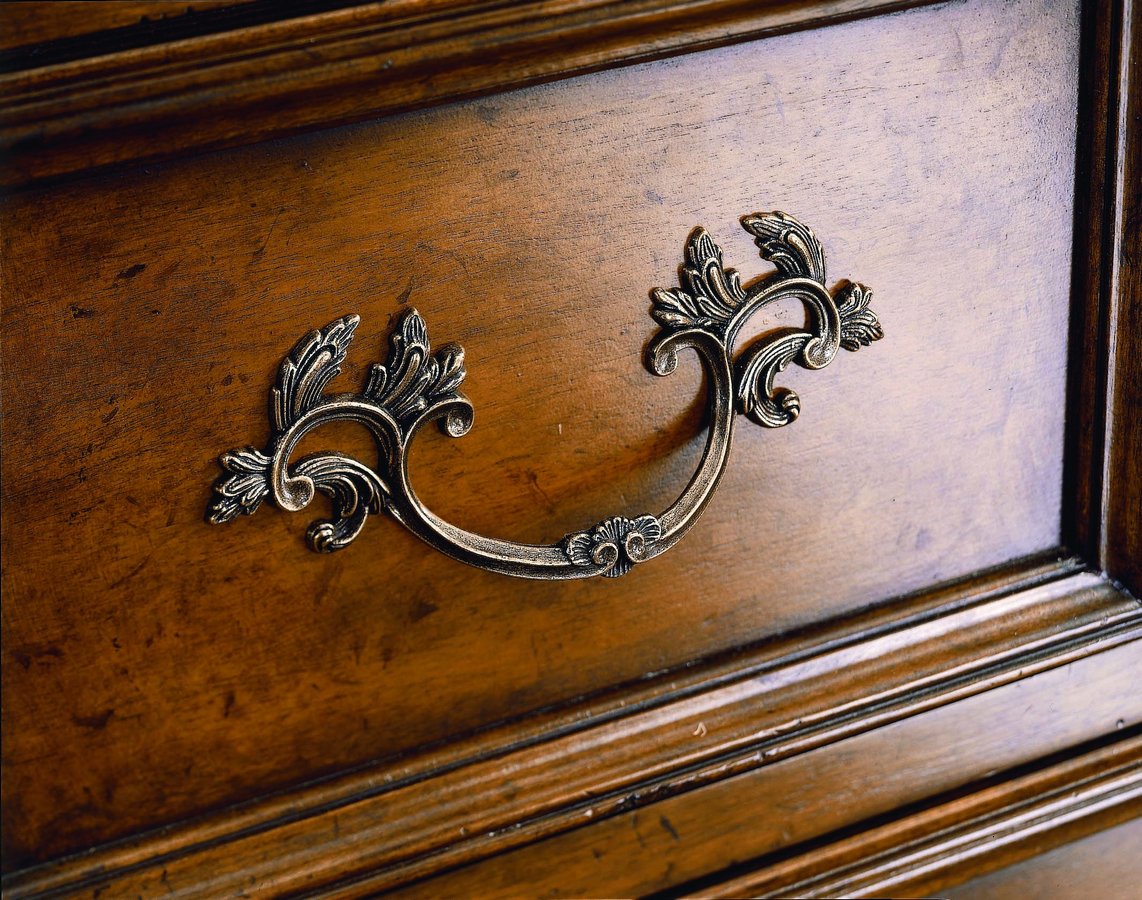 Pulaski Sauvignon Armoire