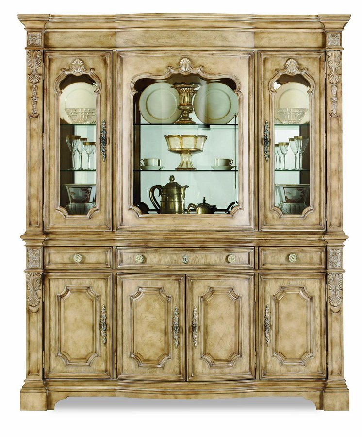 Pulaski Terracina China Cabinet