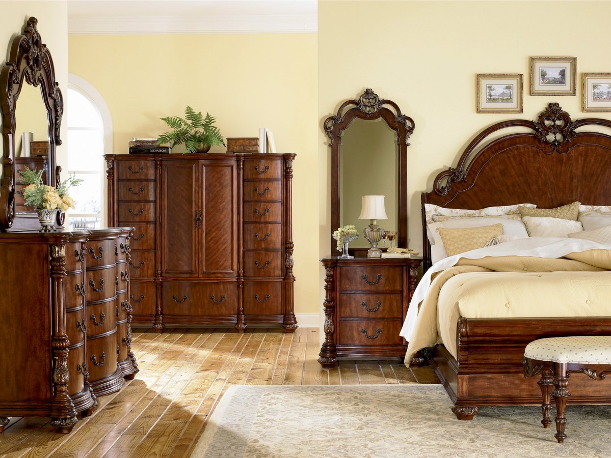 Pulaski Dorchester Sleigh Bedroom Collection