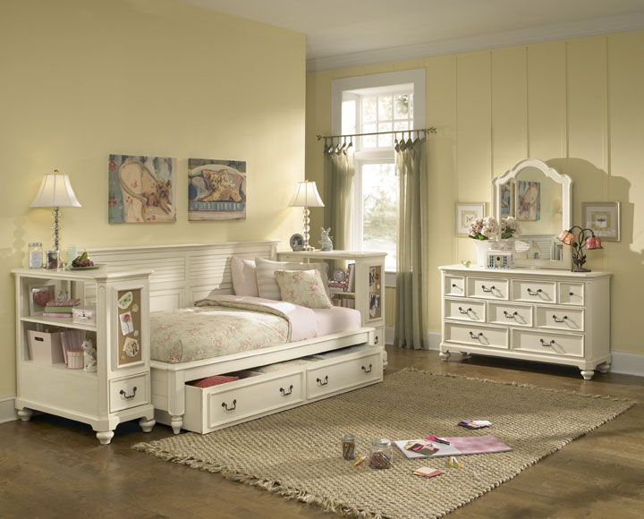 American Drew Retreat Sideways Bedroom Collection B - Antique White American Drew Retreat Sideways Bedroom Collection B - Antique White