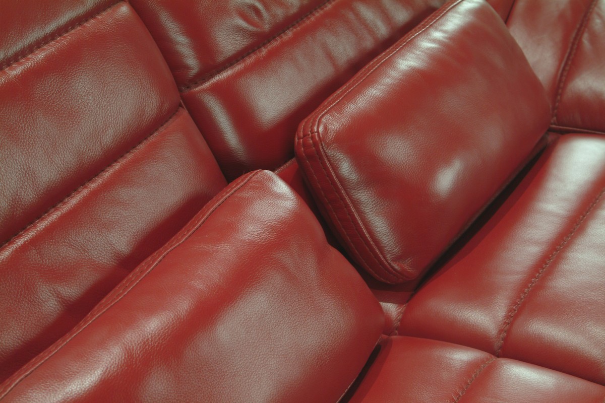 armen living leather sofa reviews