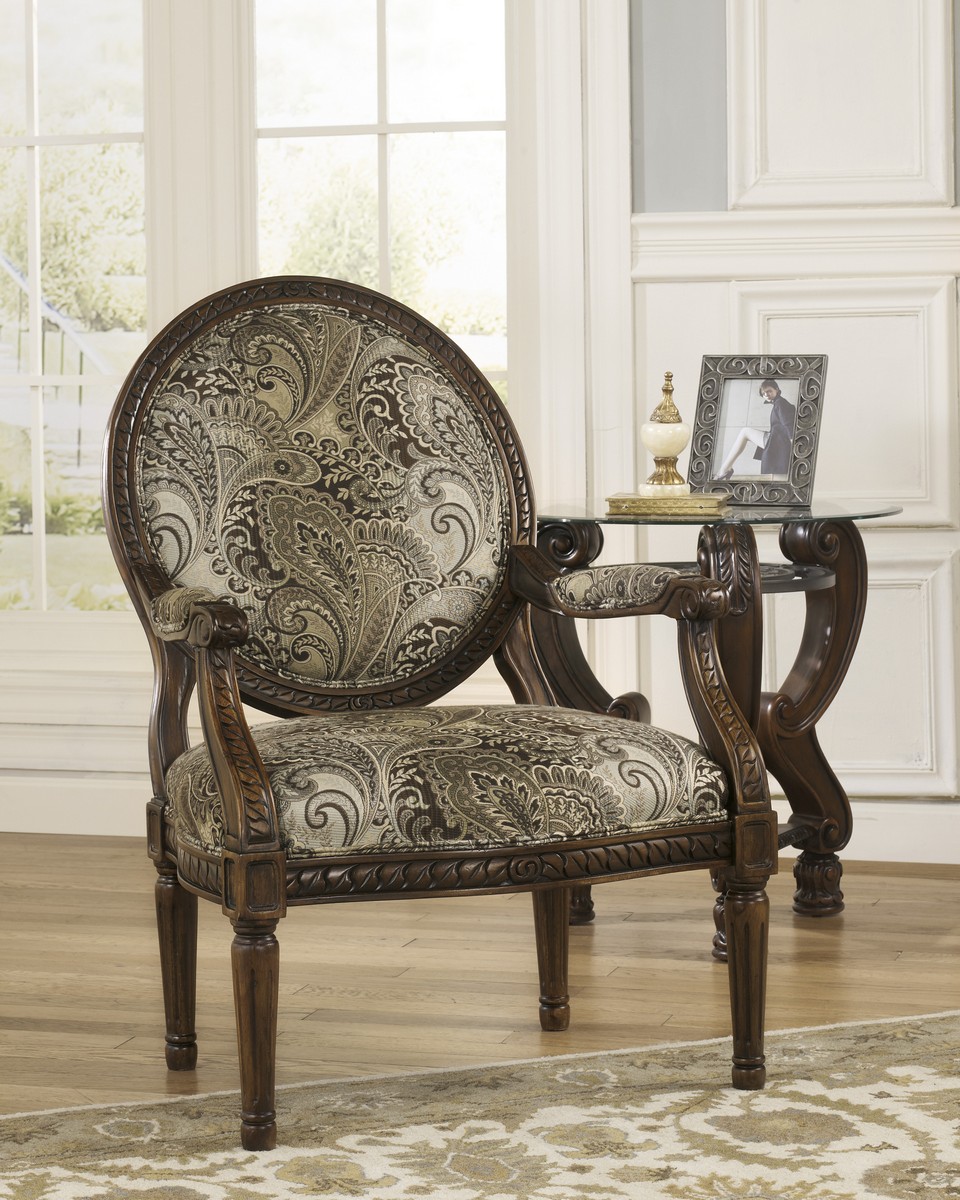Ashley Martinsburg Showood Accent Chair - Meadow