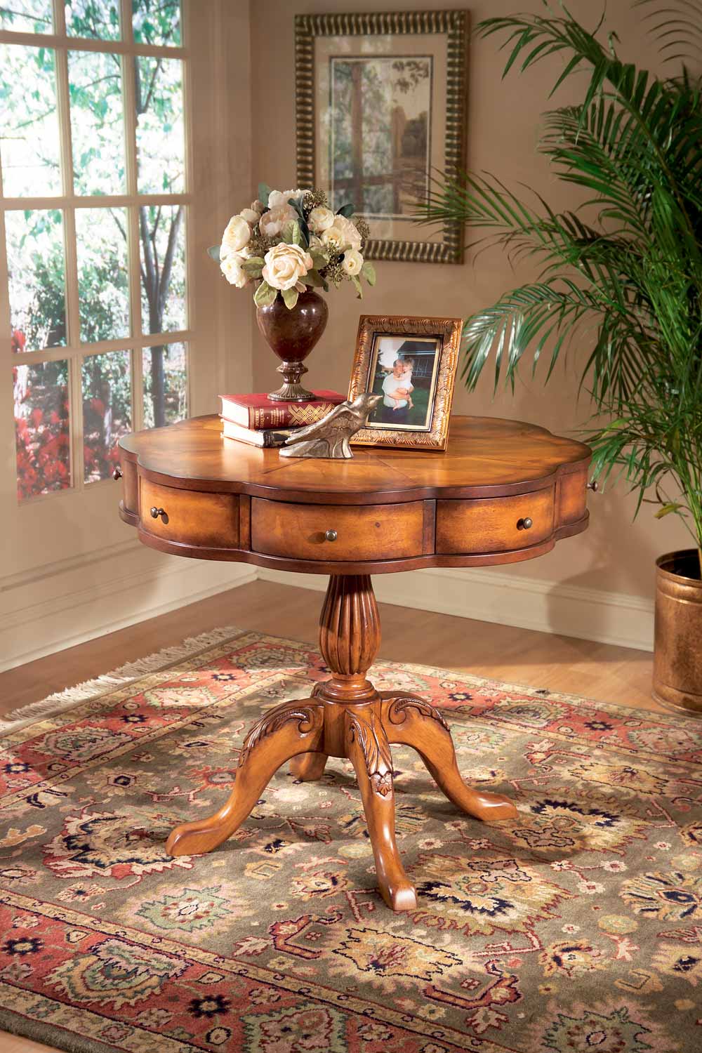 Butler 0401101 Masterpiece Clover Pedestal Table