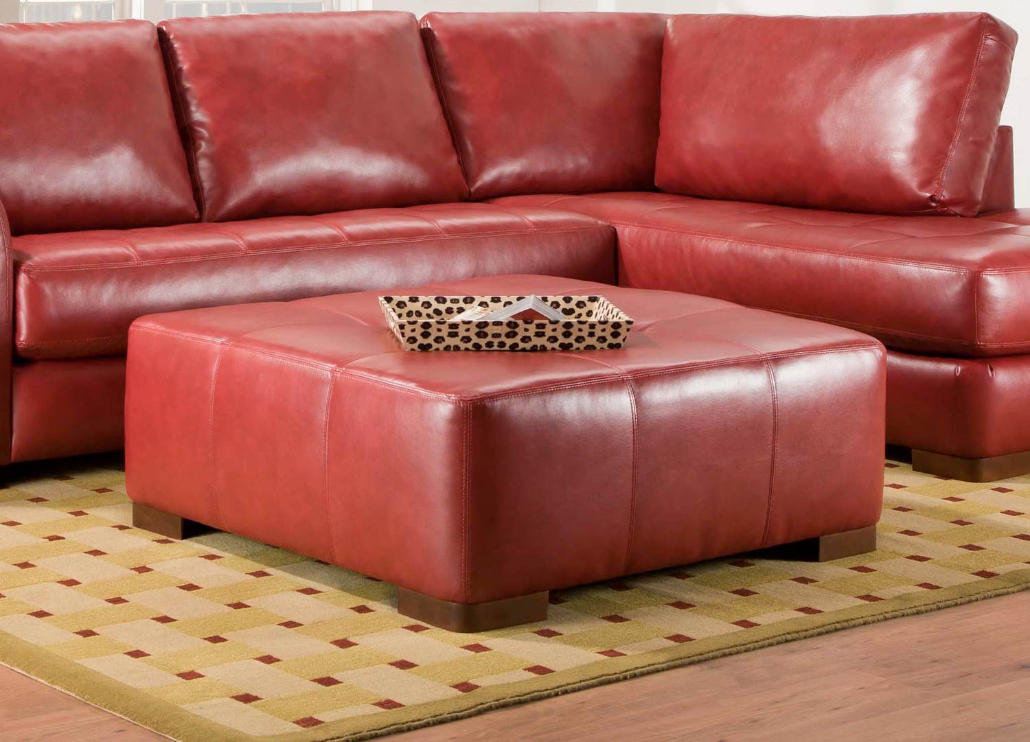 Chelsea Home Salem Cocktail Ottoman - Como Bold Red