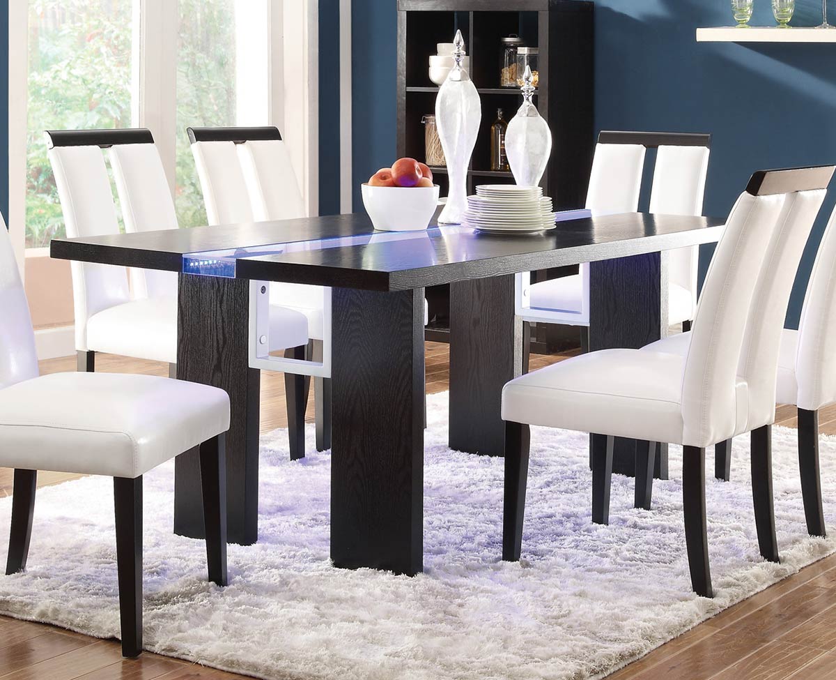 Coaster Kenneth Dining Table - Black