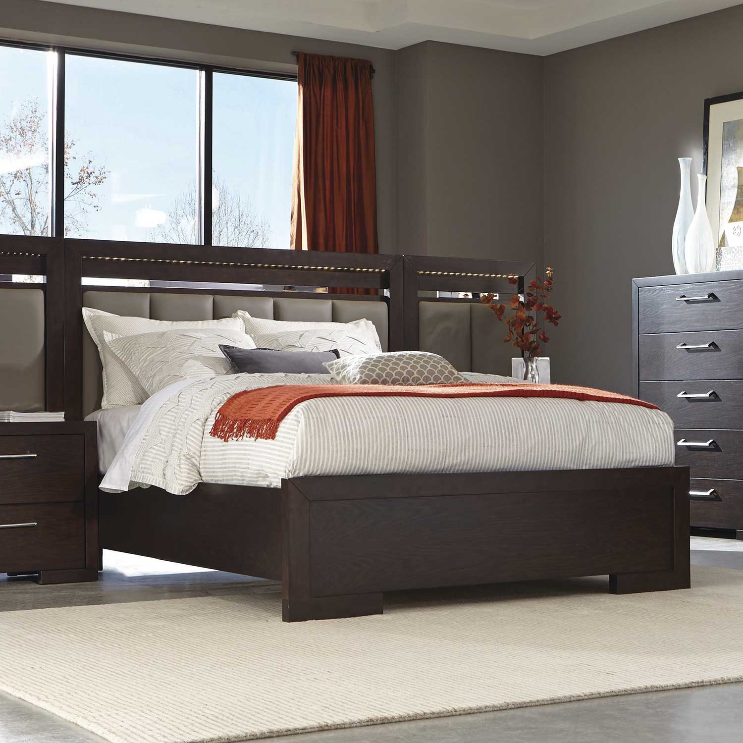 Coaster Berkshire Lighted Panel bed - Bitter Chocolate