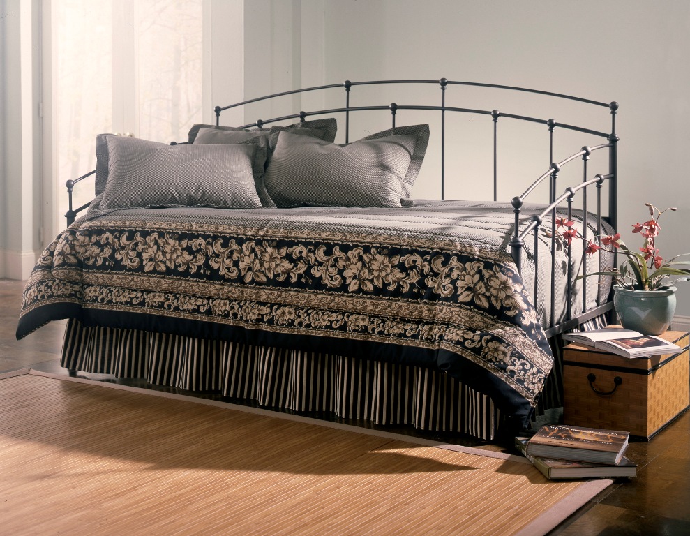 Fashion Bed Group Fenton Daybed in Black Walnut