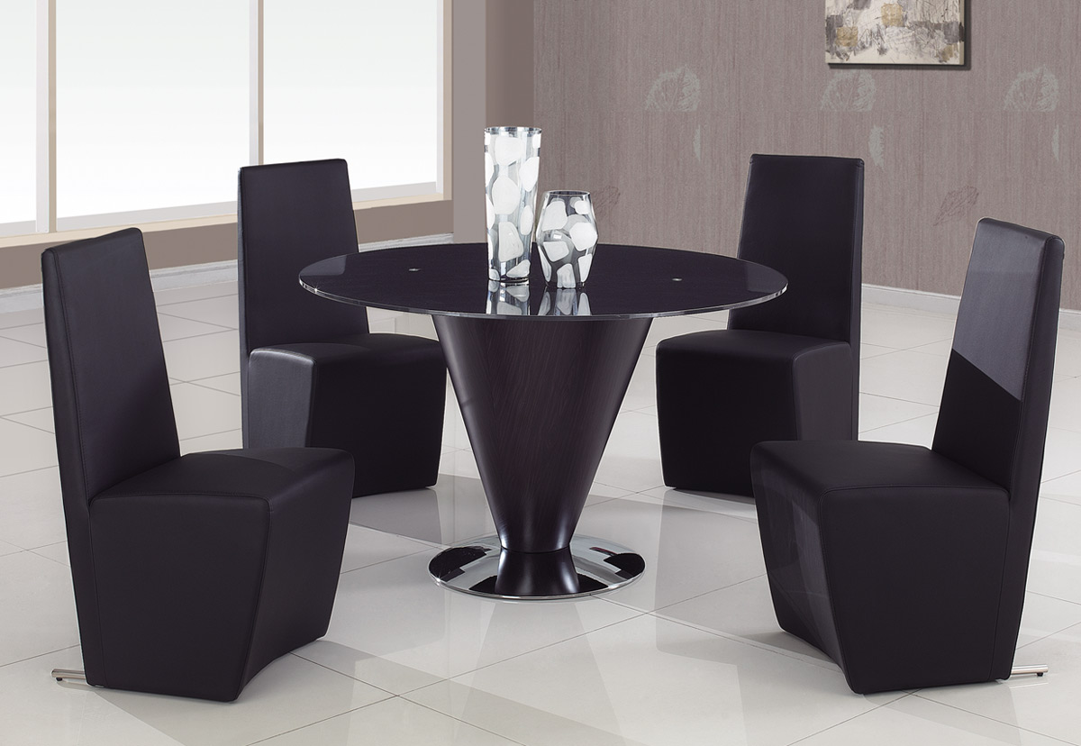 Global Furniture USA 105 Dining Table - Black Glass