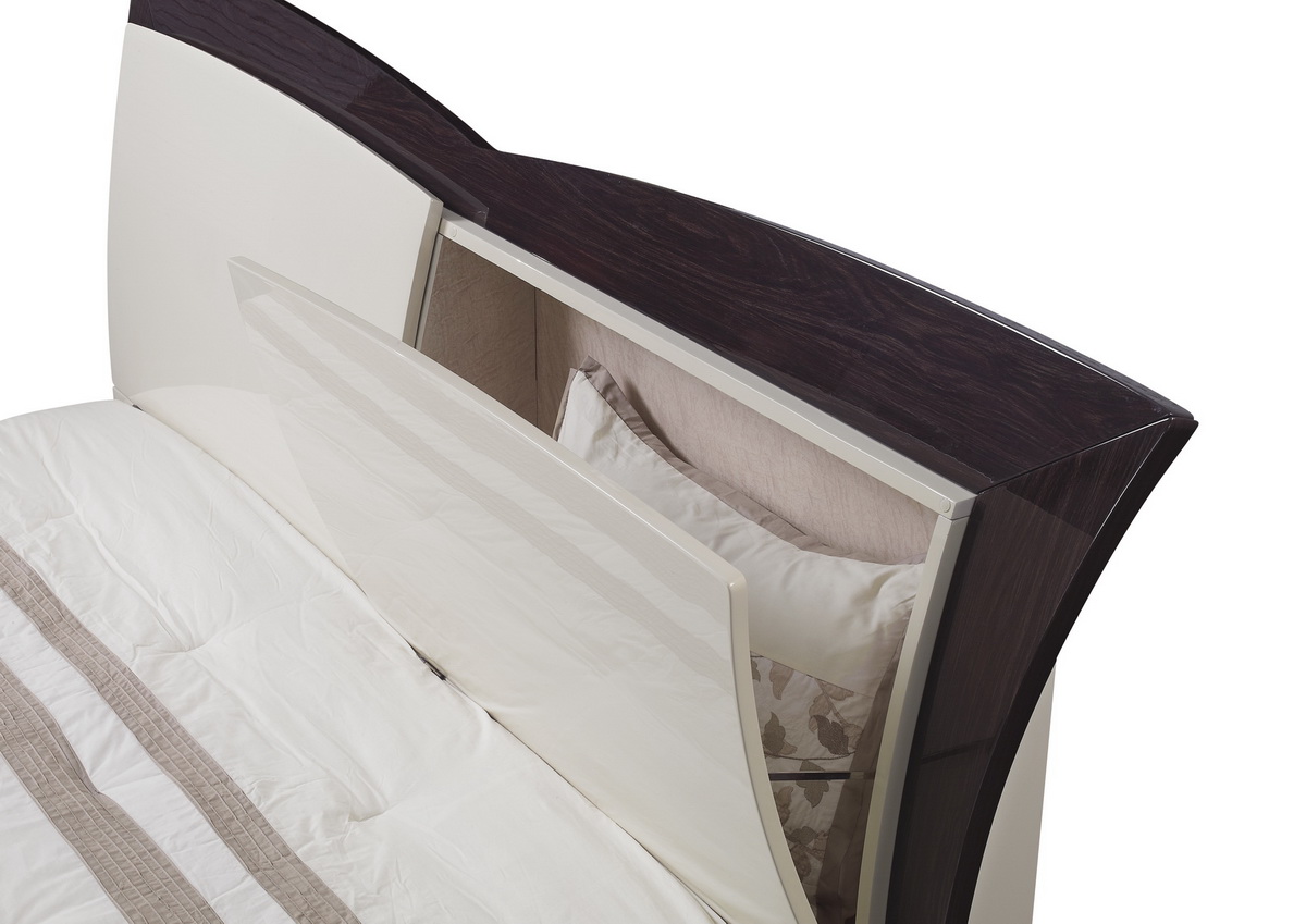 Global Furniture USA New York Platform Bed - Beige/Wenge