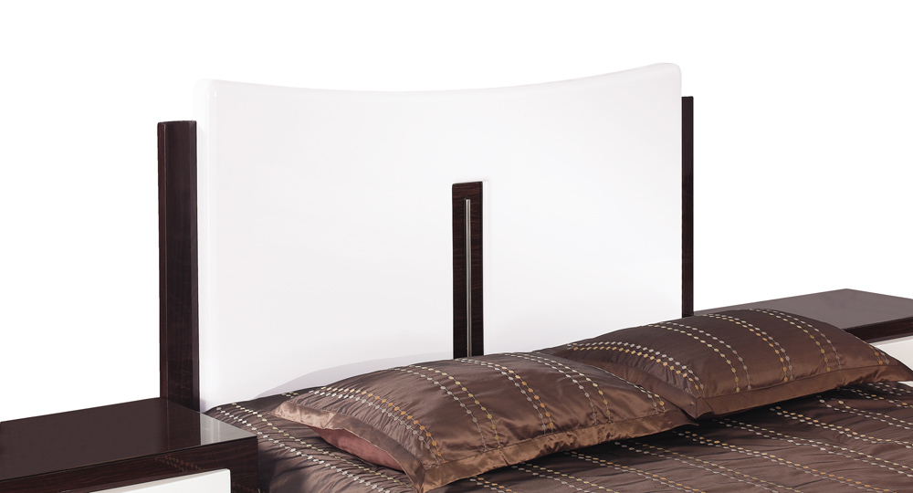 Global Furniture USA Sila Platform Bed