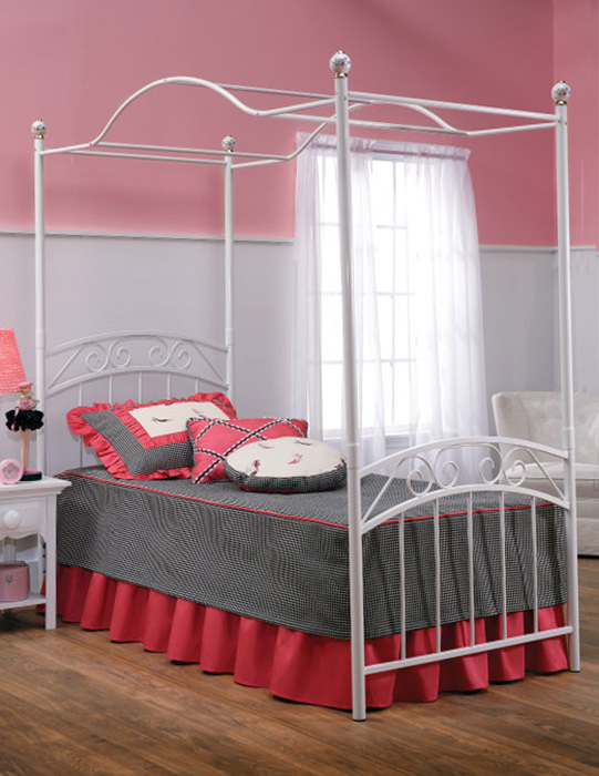 Hillsdale Emily Youth Canopy Bed