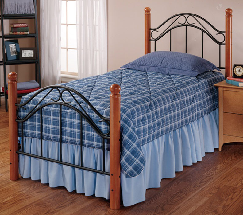Hillsdale Winsloh Youth Bed