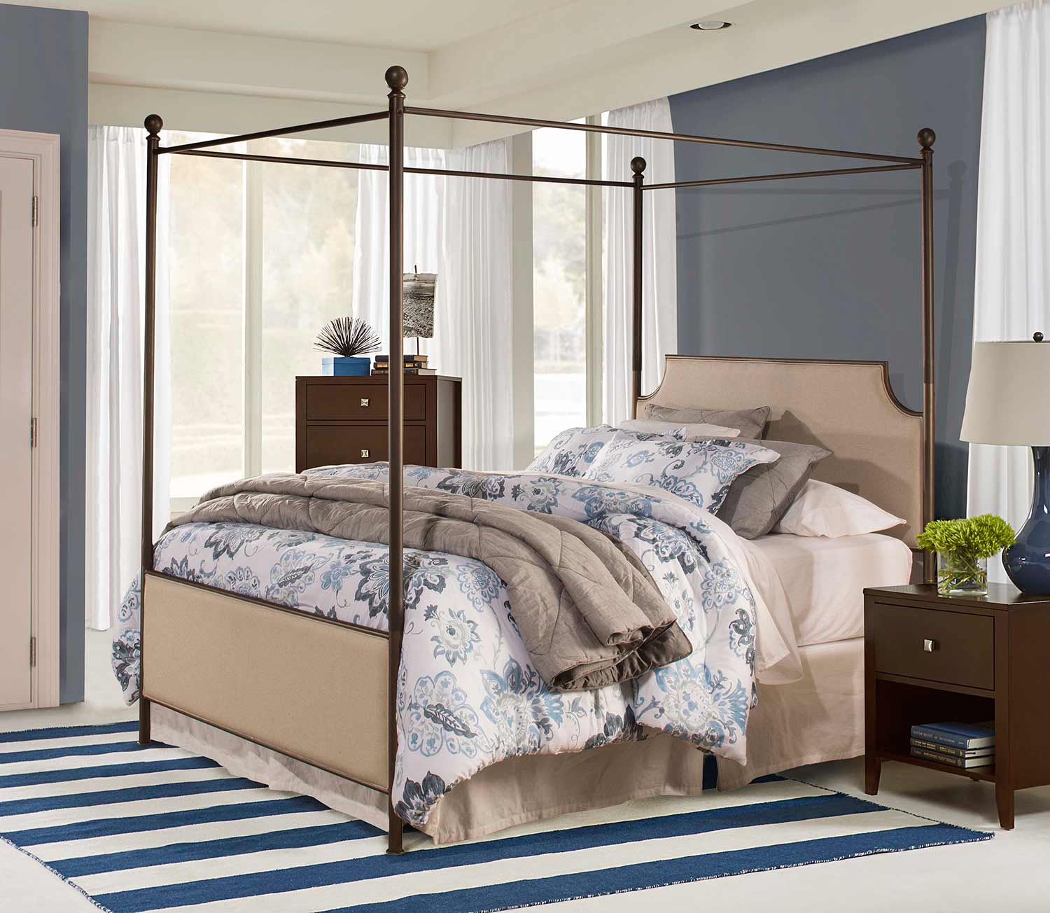 Hillsdale McArthur Canopy Bed - Bronze