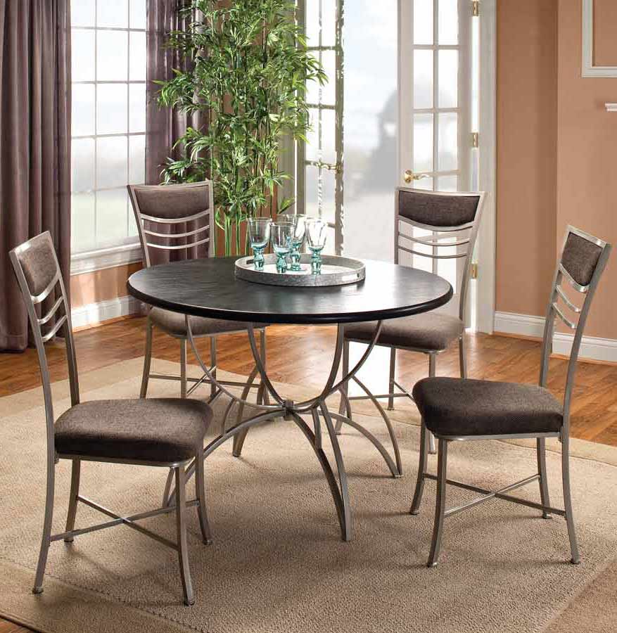 Hillsdale Amherst 5-Piece Round Dining Collection Hillsdale Amherst 5-Piece Round Dining Collection