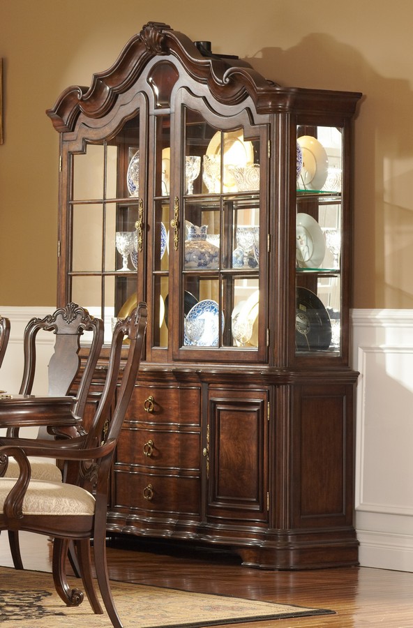 Homelegance Perry Hall China Cabinet