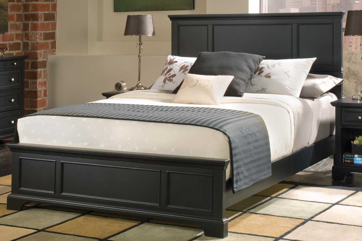 Home Styles Bedford Queen Bed