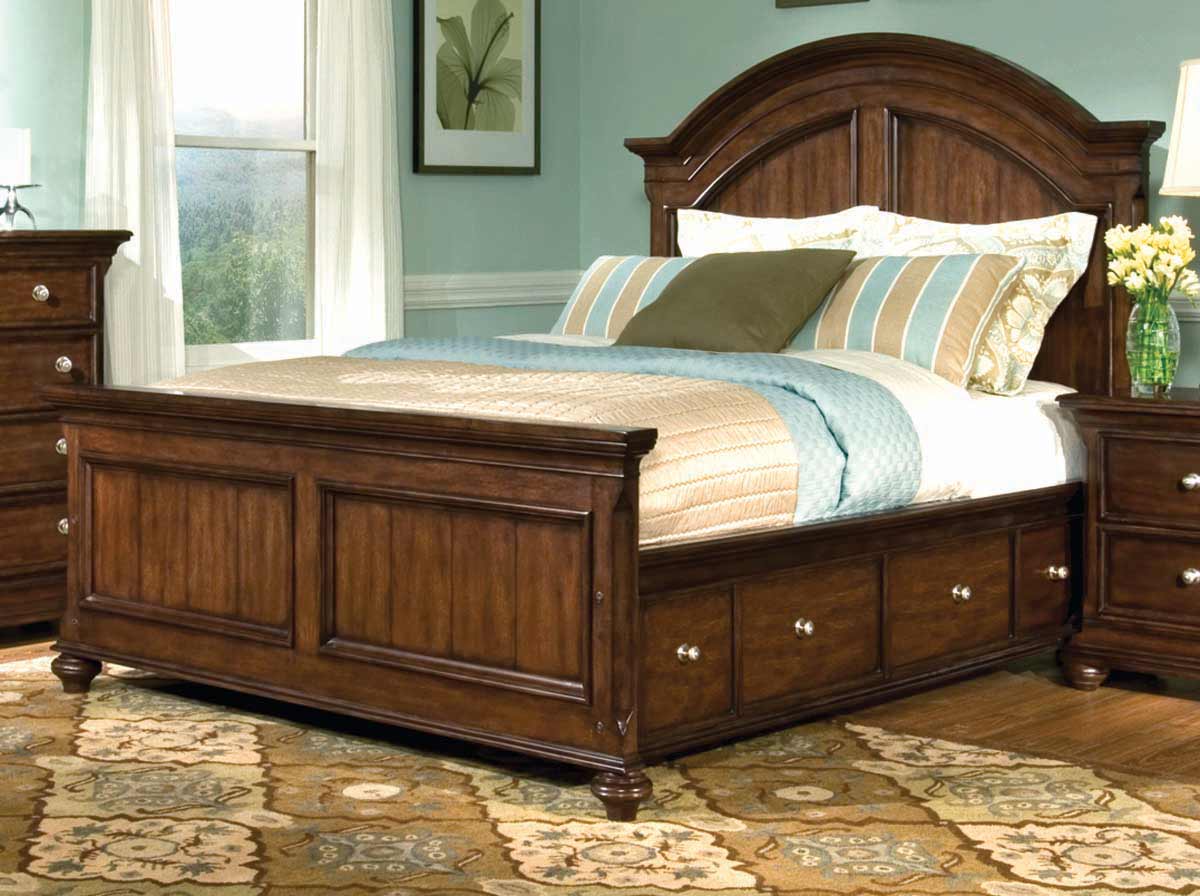 Legacy Classic Canyon Creek Arched Panel Bed