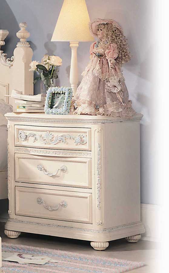 Lea Jessica Mcclintock Romance 3 Drawer Nightstand Furniture