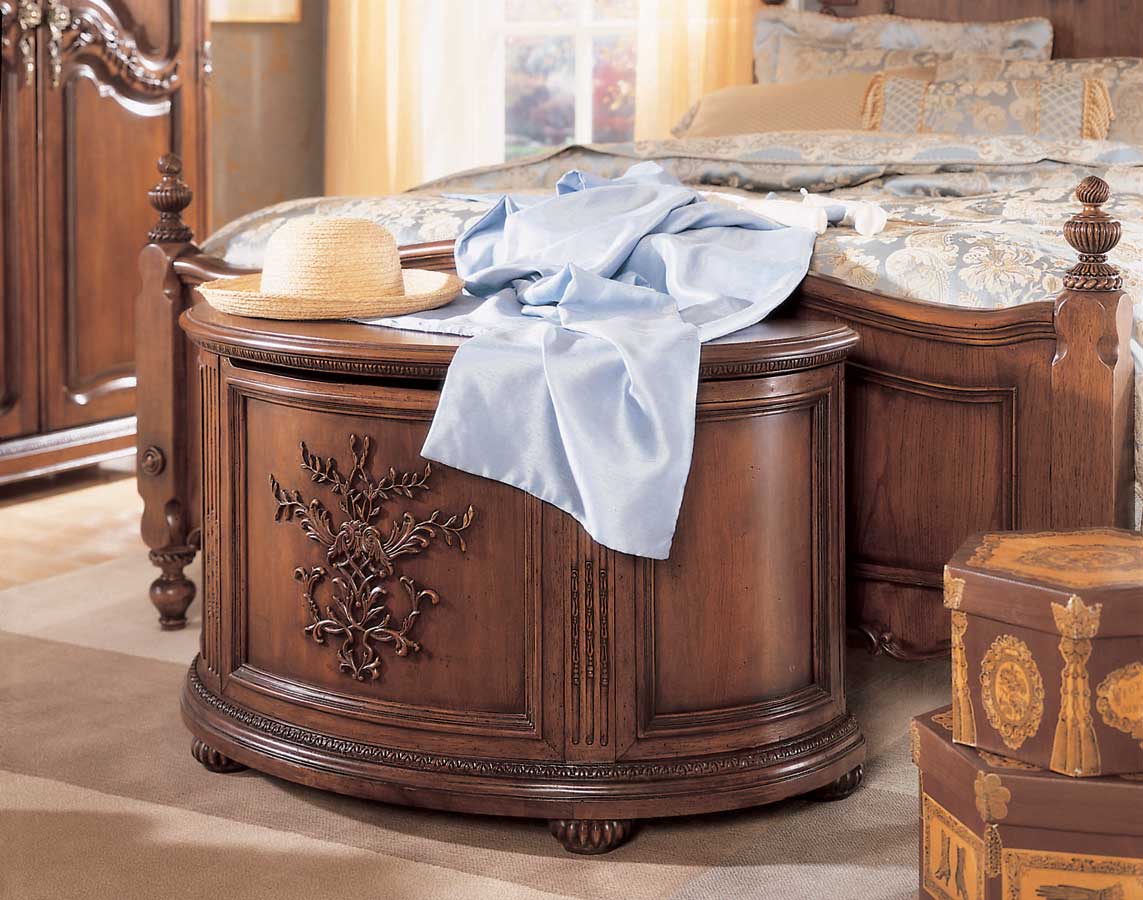 Lea Jessica McClintock Heirloom Hope Chest- Furniture Lea Jessica McClintock Heirloom Hope Chest- Furniture