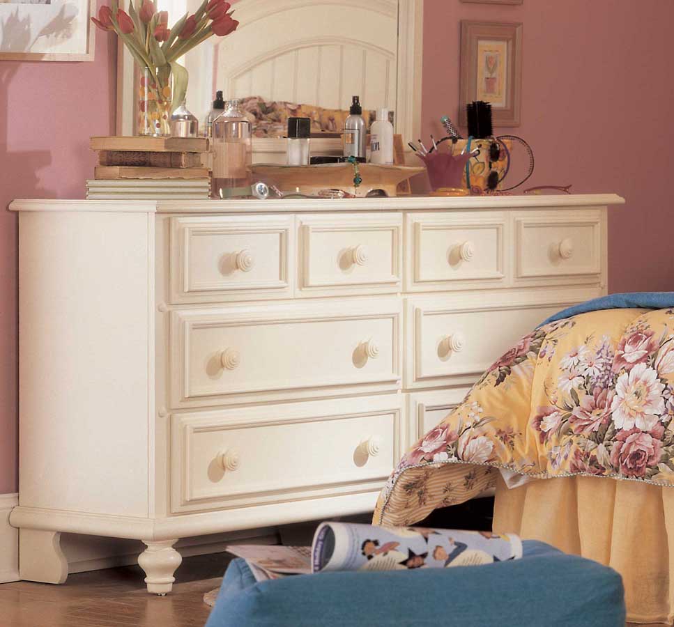 Lea Carolina Retreat 6-Drawer Dresser- Furniture