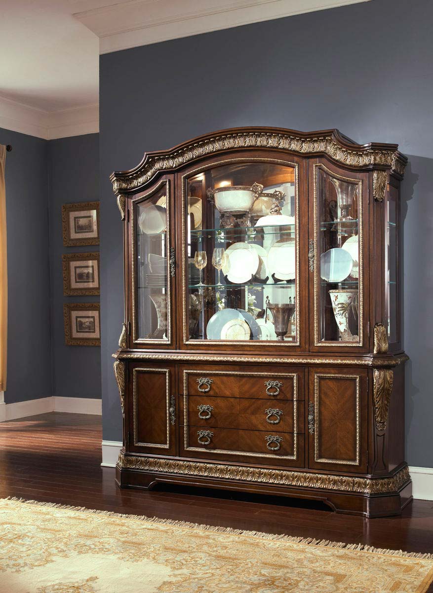 Pulaski Del Corto China Cabinet