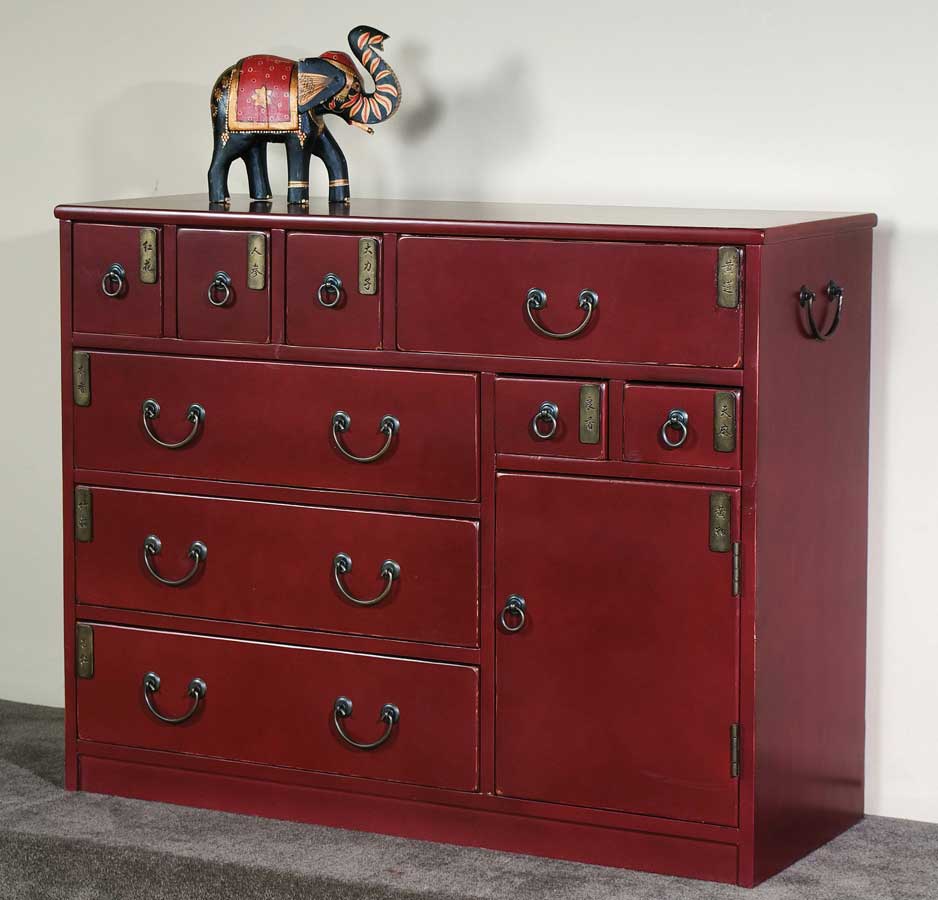 Pulaski Poppy Accent Chest Pulaski Poppy Accent Chest