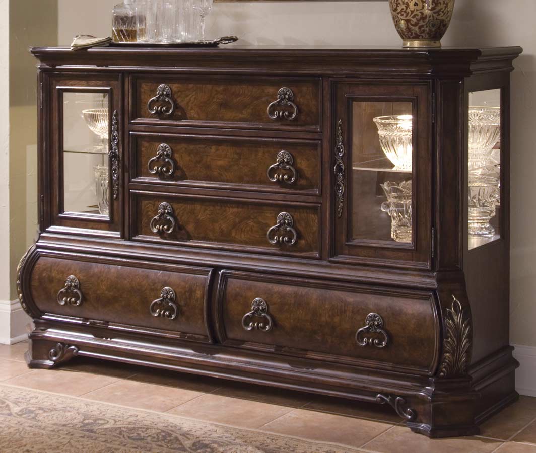 Pulaski Wellington Manor Sideboard