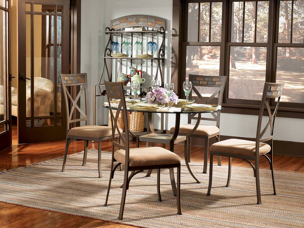 Powell Parsley Dining Set Powell Parsley Dining Set