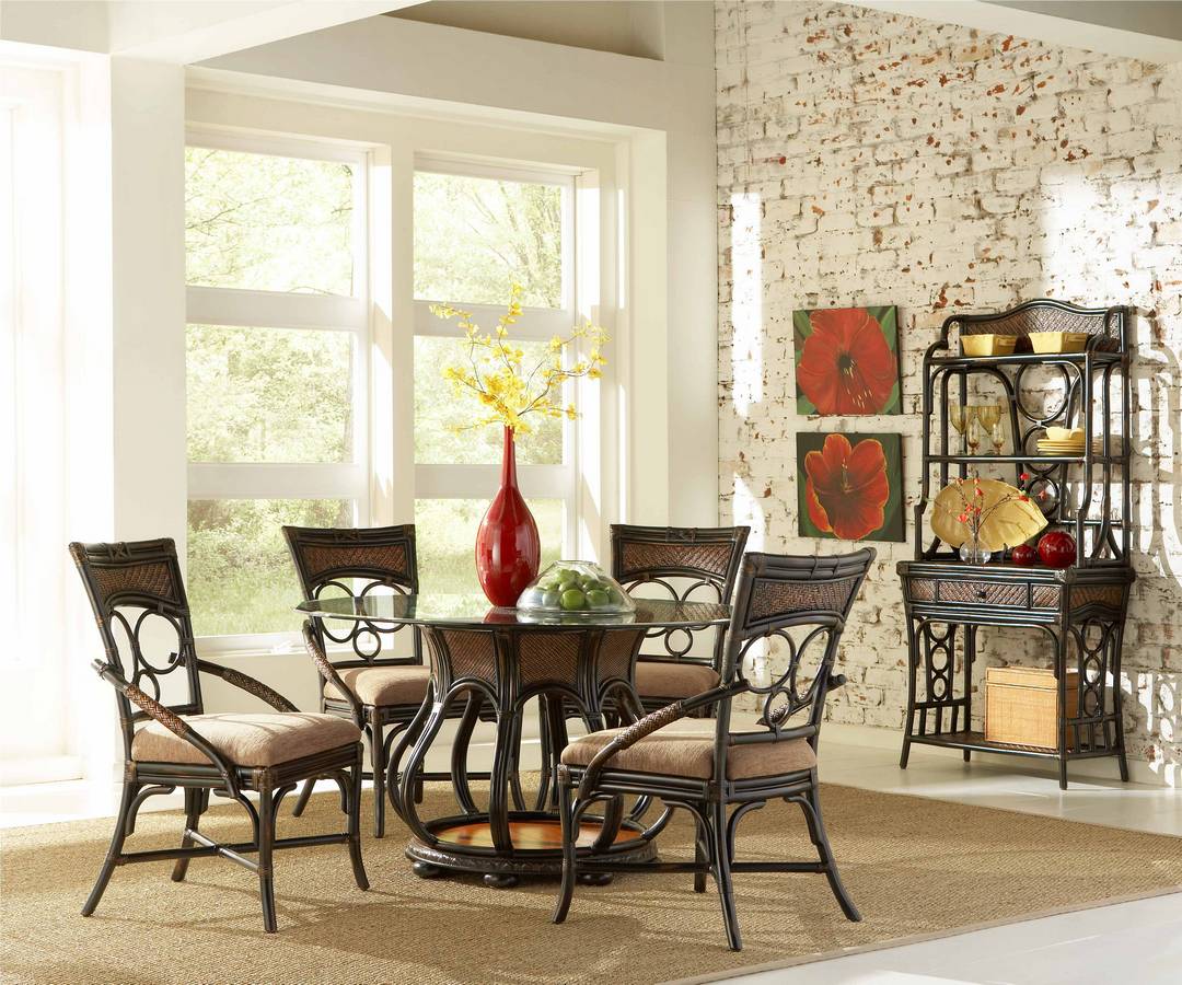 Powell Turtle Bay Round Base Pedestal Dining Set Powell Turtle Bay Round Base Pedestal Dining Set