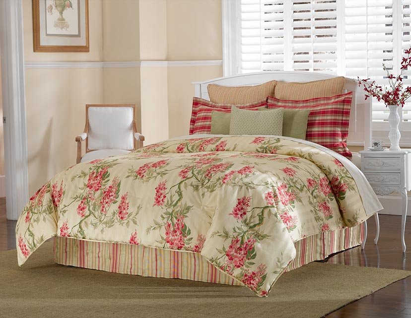 Southern Textiles Wisteria Bedding 80EQWST at Homelement.com