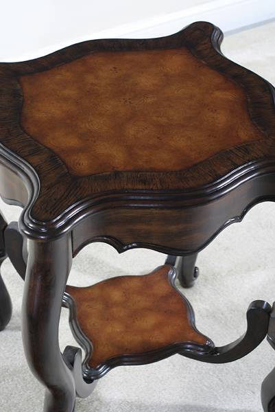 Ultimate Accents Caldwell Bow Leg End Table