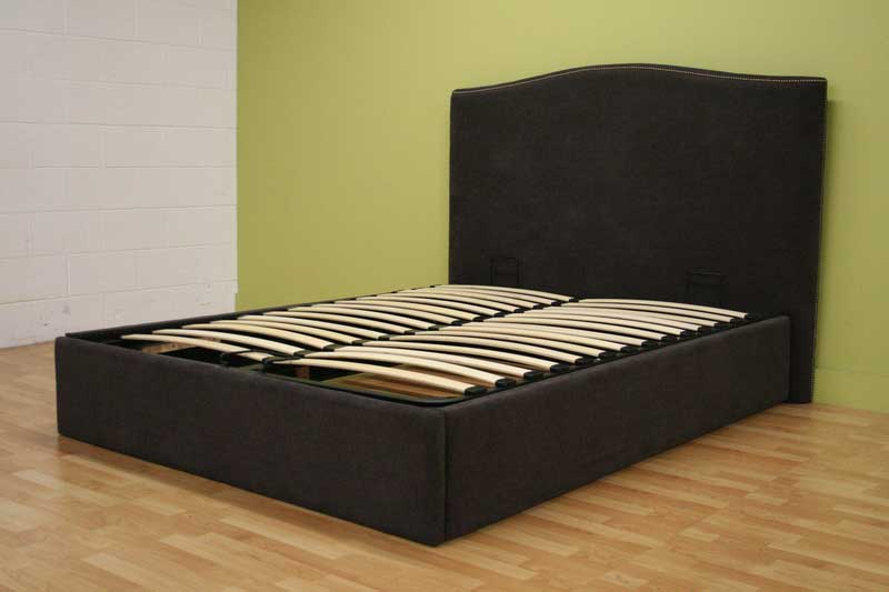Wholesale Interiors Cho Queen Contemporary Bed Wholesale Interiors Cho Queen Contemporary Bed
