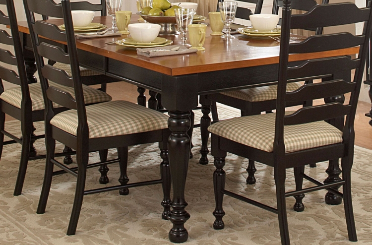 Foothill Dining Table