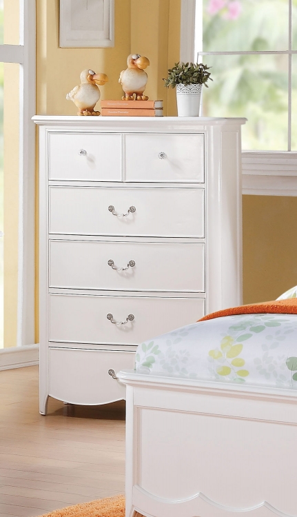 Cecilie Chest - White