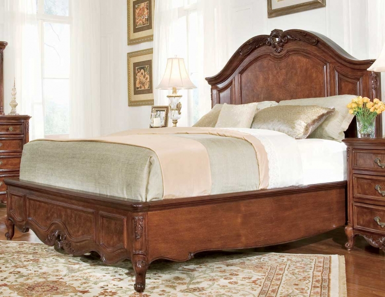 Bordeaux Mansion Platform Bed