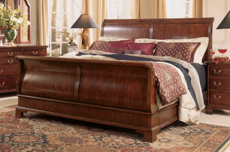 Cherry Grove Sleigh Bed