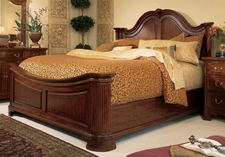 Cherry Grove Mansion Bed