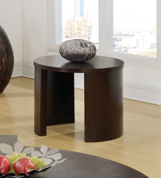 702737 End Table - Cappuccino
