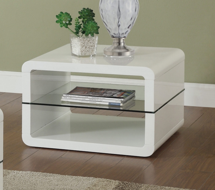 703267 End Table - Glossy White