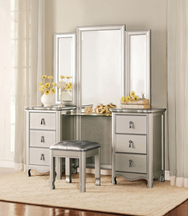 Toulouse Vanity Dresser with Mirror - Champagne