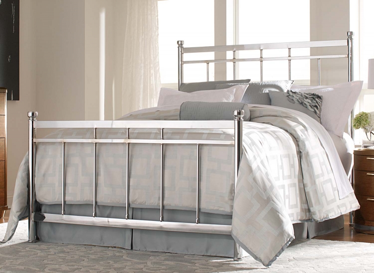 Zelda Chrome Bed - Chrome