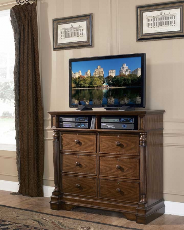 English Manor TV Chest