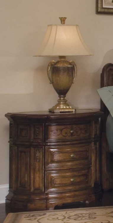 Palazzo Nightstand