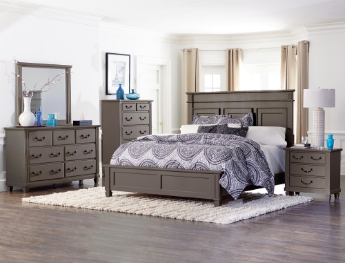 Traditional Bedroom Set